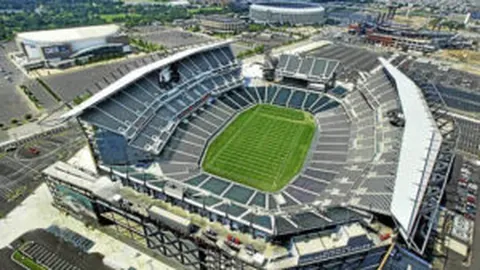 2025夏季转会八大失误：梅西加盟皇马引热议，盘点谁的表现最令人失望？